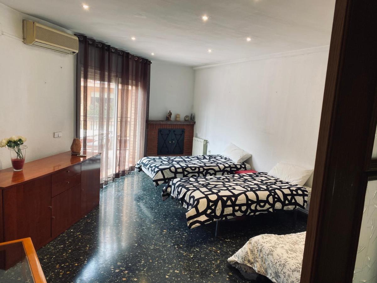 Habitaciones Dakar Rubí Exteriér fotografie